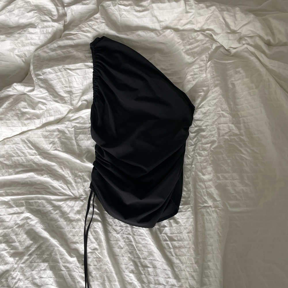 ZARA ASYMMETRICAL RUCHED TOP